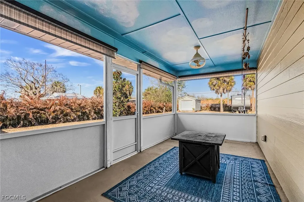 985 Quail Run Fort Denaud FL 33935