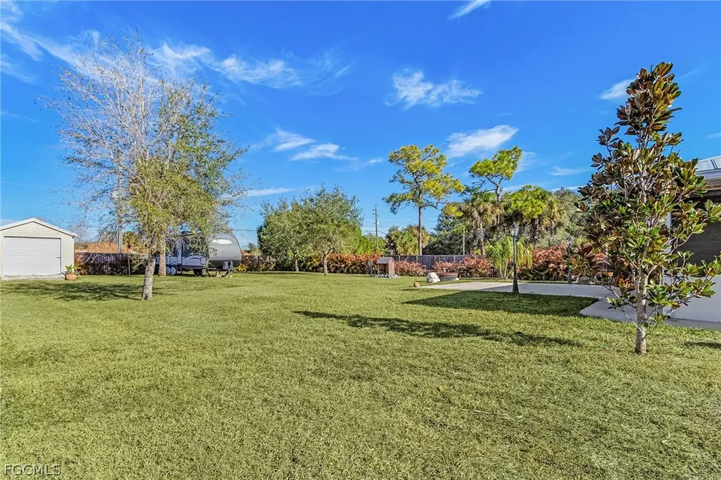 985 Quail Run Fort Denaud FL 33935