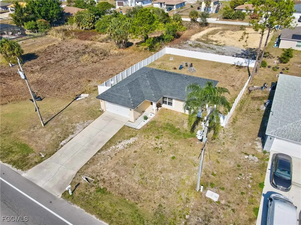 3910 23rd Street SW Lehigh Acres FL 33976