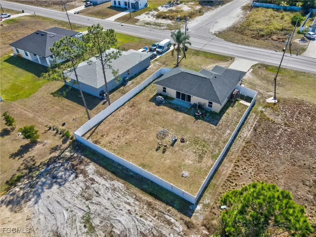 3910 23rd Street SW Lehigh Acres FL 33976