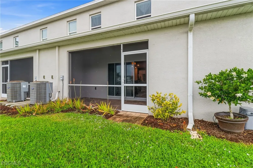 15376 Wildflower Circle Naples FL 34119