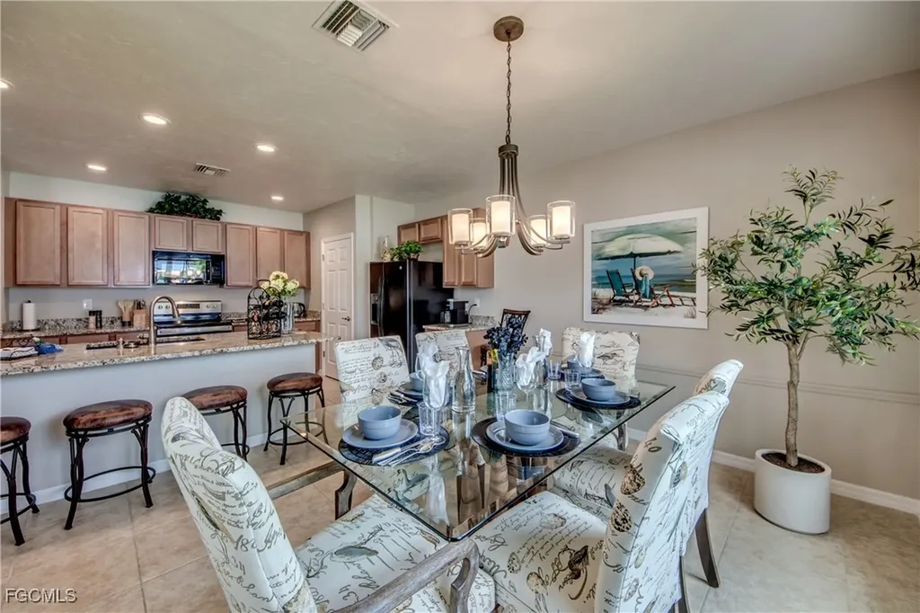 4518 SW 9th Avenue Cape Coral FL 33914