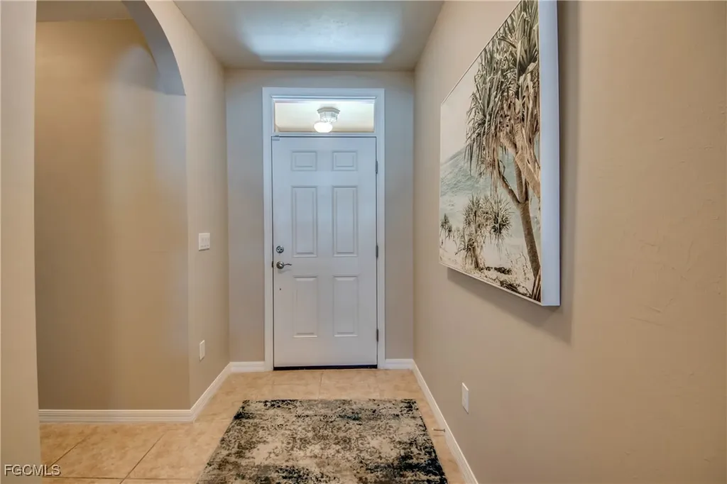 4518 SW 9th Avenue Cape Coral FL 33914
