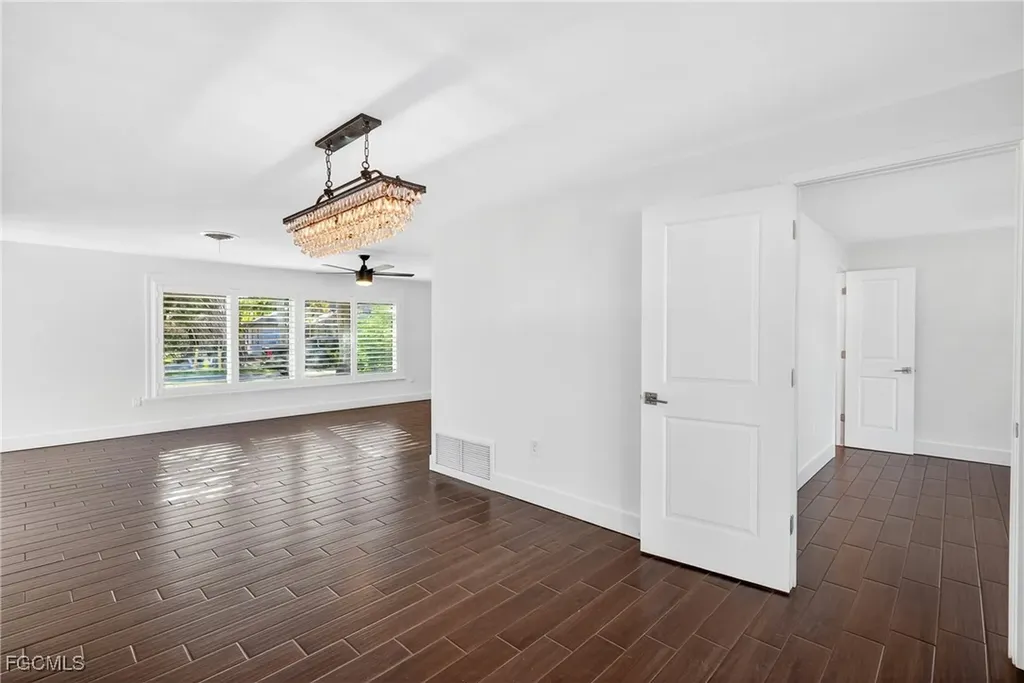 541 Bayside Drive Fort Myers FL 33919
