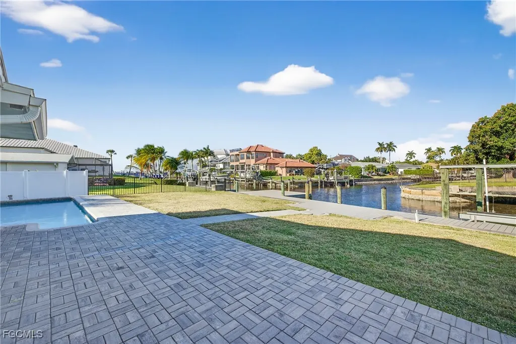541 Bayside Drive Fort Myers FL 33919