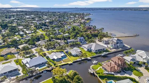 541 Bayside Drive Fort Myers FL 33919