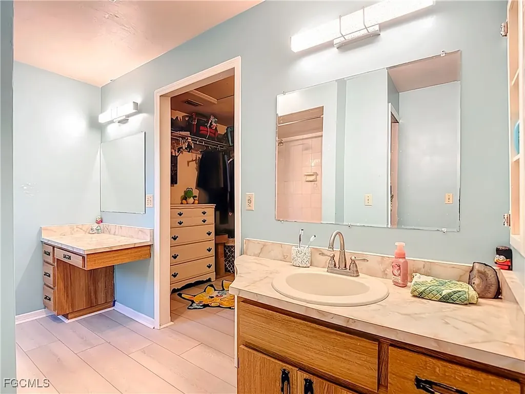 15650 Roberts Lane Fort Myers FL 33908