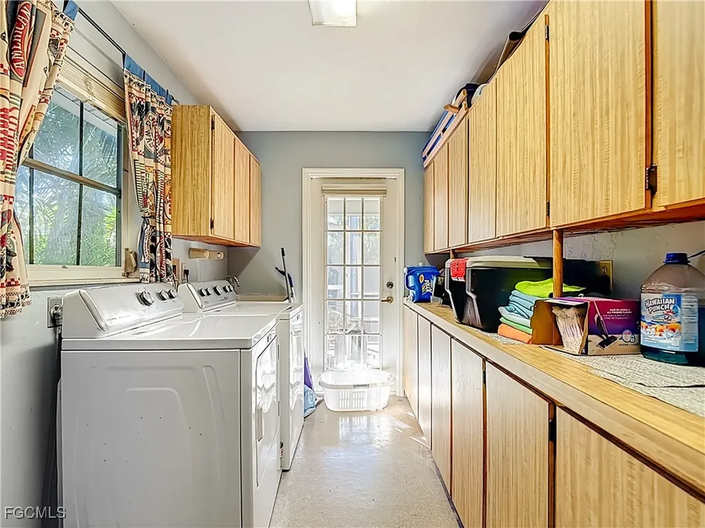 15650 Roberts Lane Fort Myers FL 33908