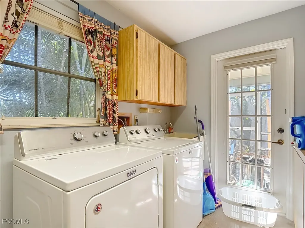 15650 Roberts Lane Fort Myers FL 33908