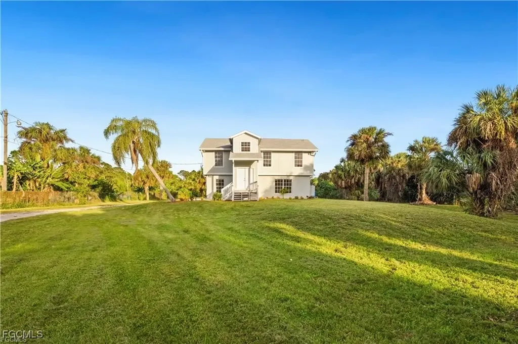 260 13th Street SW Naples FL 34117
