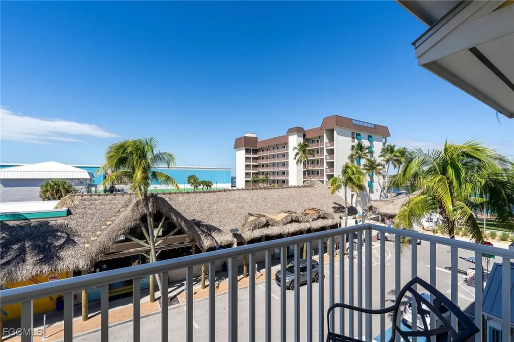 450 Old San Carlos Boulevard Fort Myers Beach FL 33931