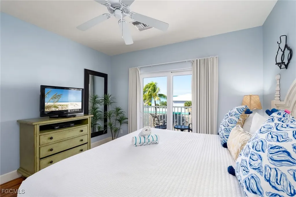 450 Old San Carlos Boulevard Fort Myers Beach FL 33931