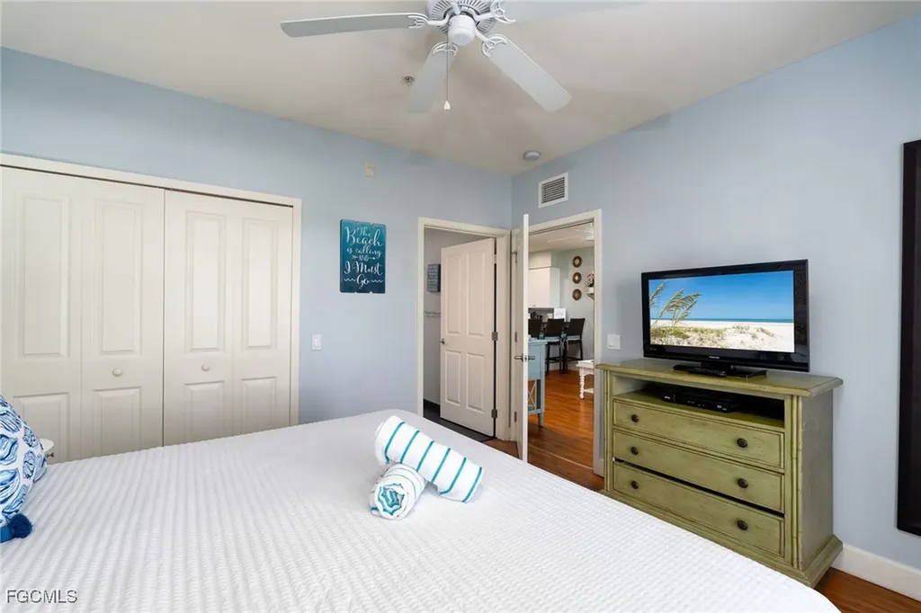 450 Old San Carlos Boulevard Fort Myers Beach FL 33931