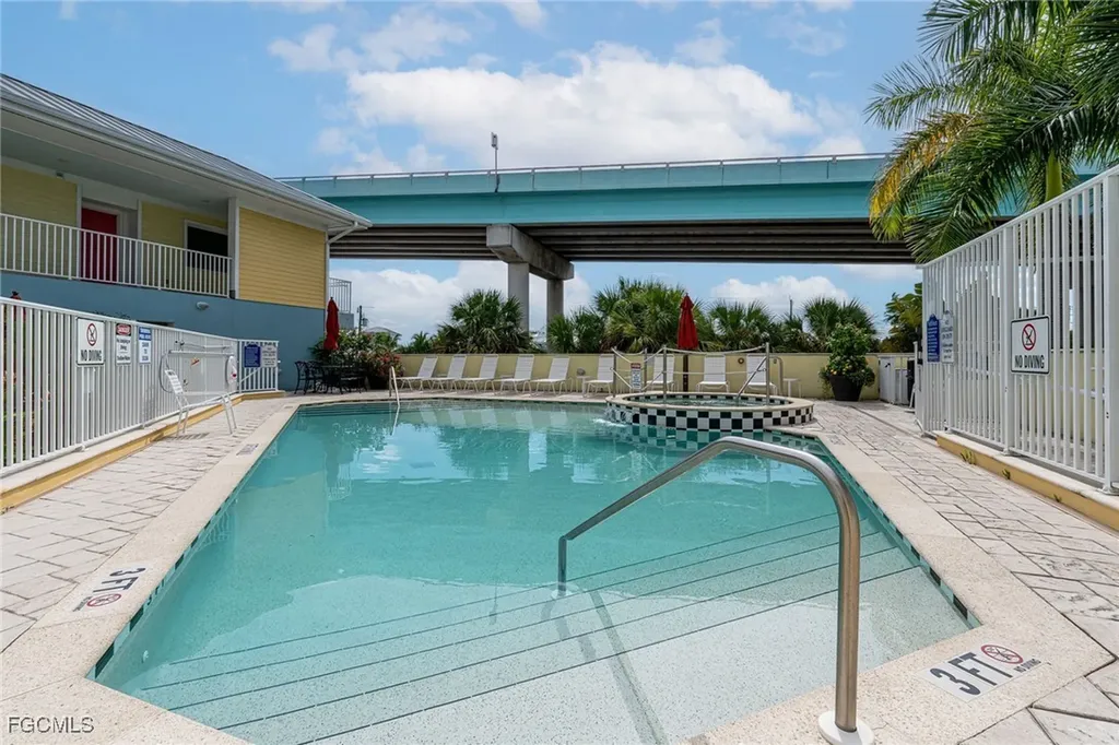 450 Old San Carlos Boulevard Fort Myers Beach FL 33931