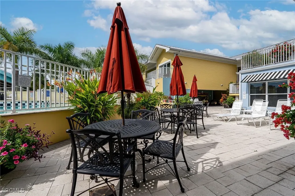 450 Old San Carlos Boulevard Fort Myers Beach FL 33931
