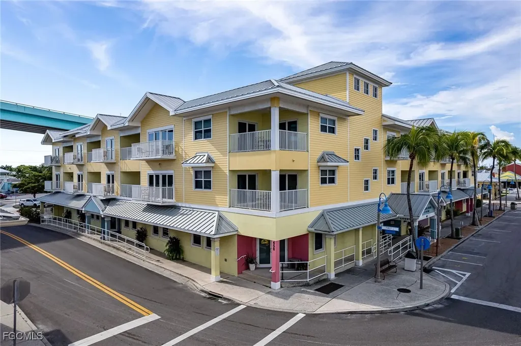 450 Old San Carlos Boulevard Fort Myers Beach FL 33931