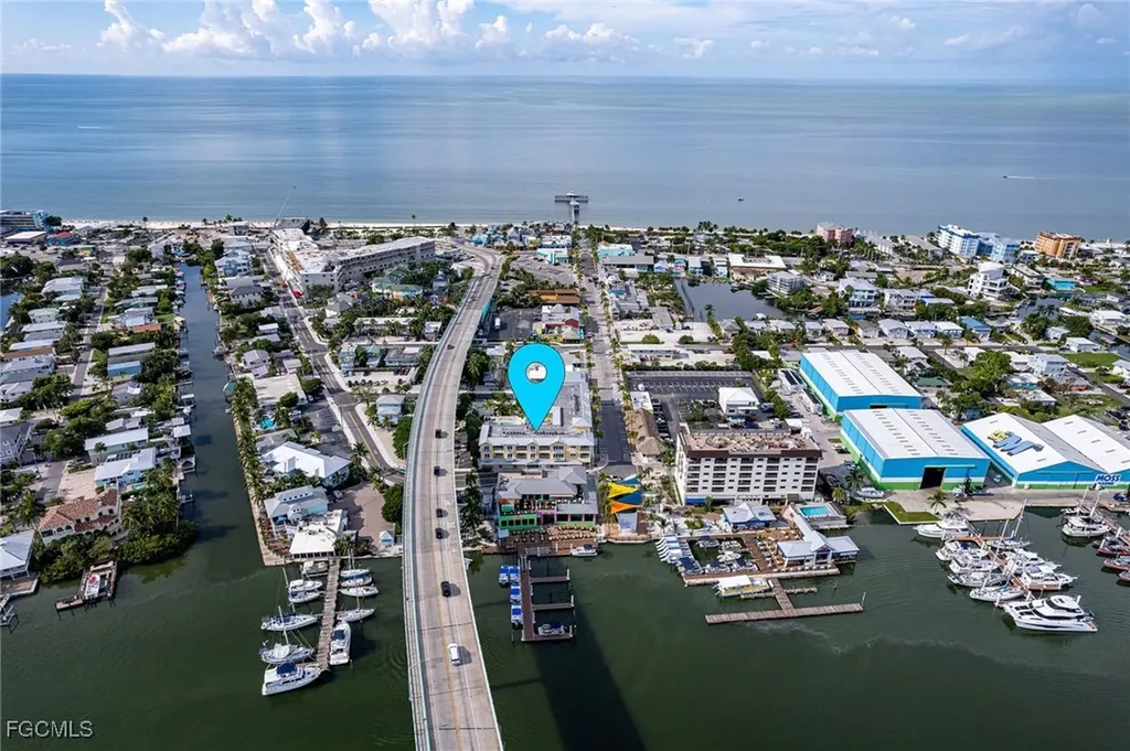 450 Old San Carlos Boulevard Fort Myers Beach FL 33931