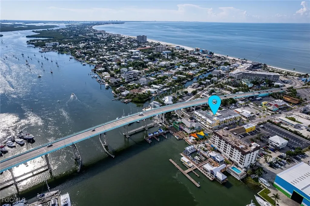 450 Old San Carlos Boulevard Fort Myers Beach FL 33931