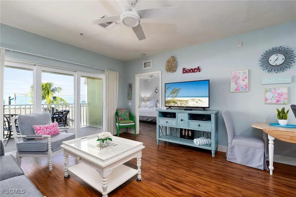 450 Old San Carlos Boulevard Fort Myers Beach FL 33931