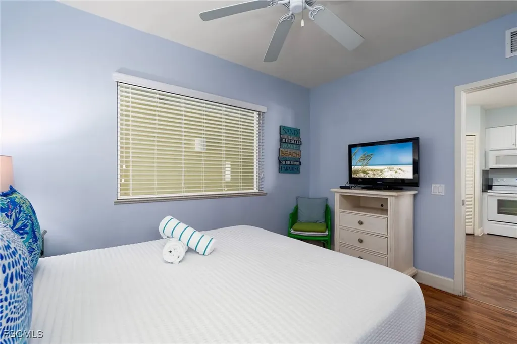 450 Old San Carlos Boulevard Fort Myers Beach FL 33931