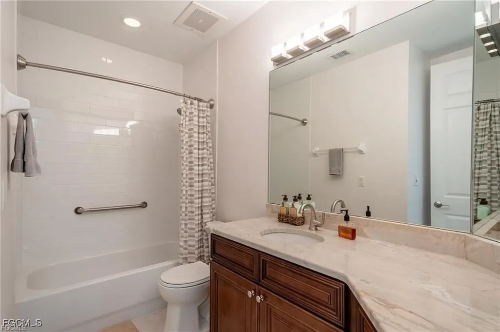 15250 Riverbend Boulevard North Fort Myers FL 33917