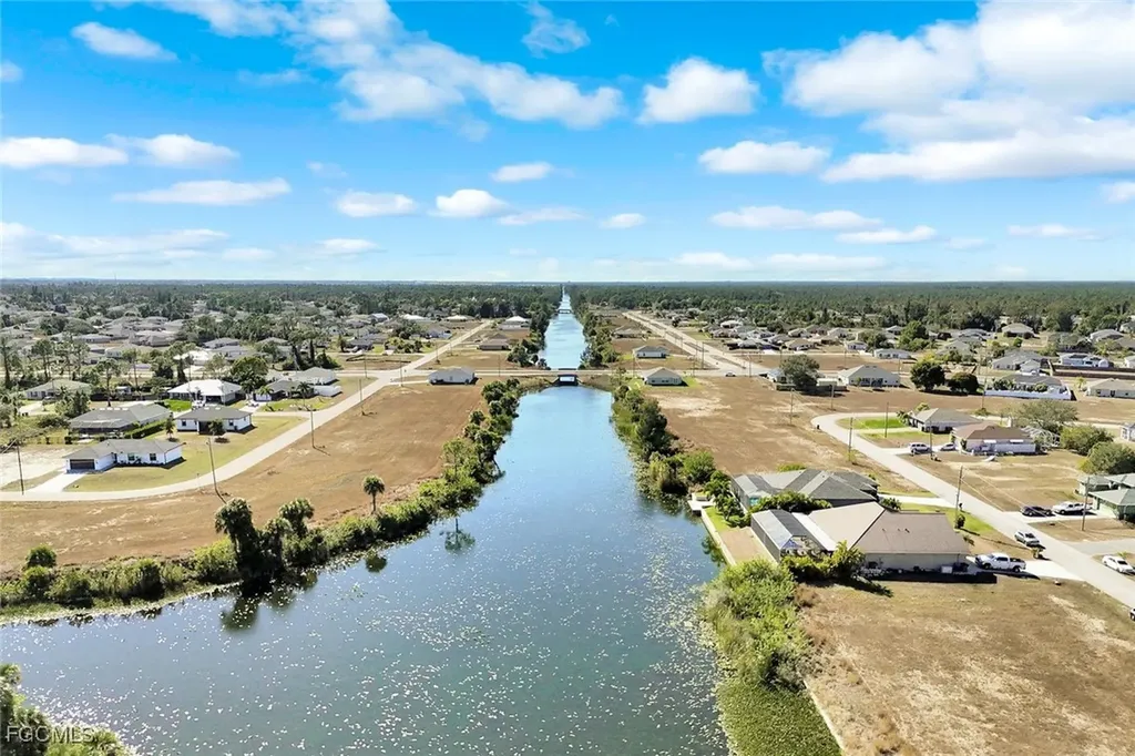 1119 NE 39th Street Cape Coral FL 33909