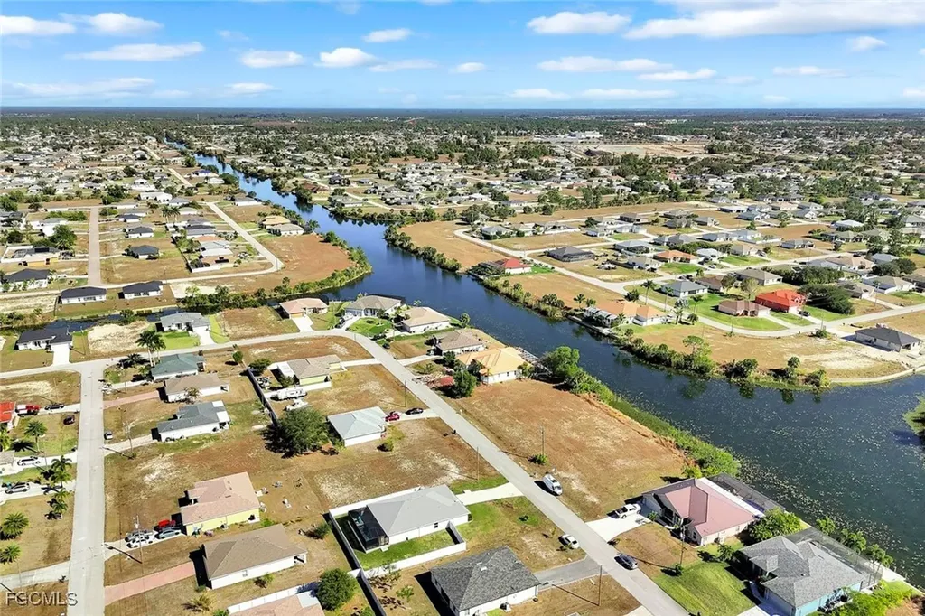 1119 NE 39th Street Cape Coral FL 33909