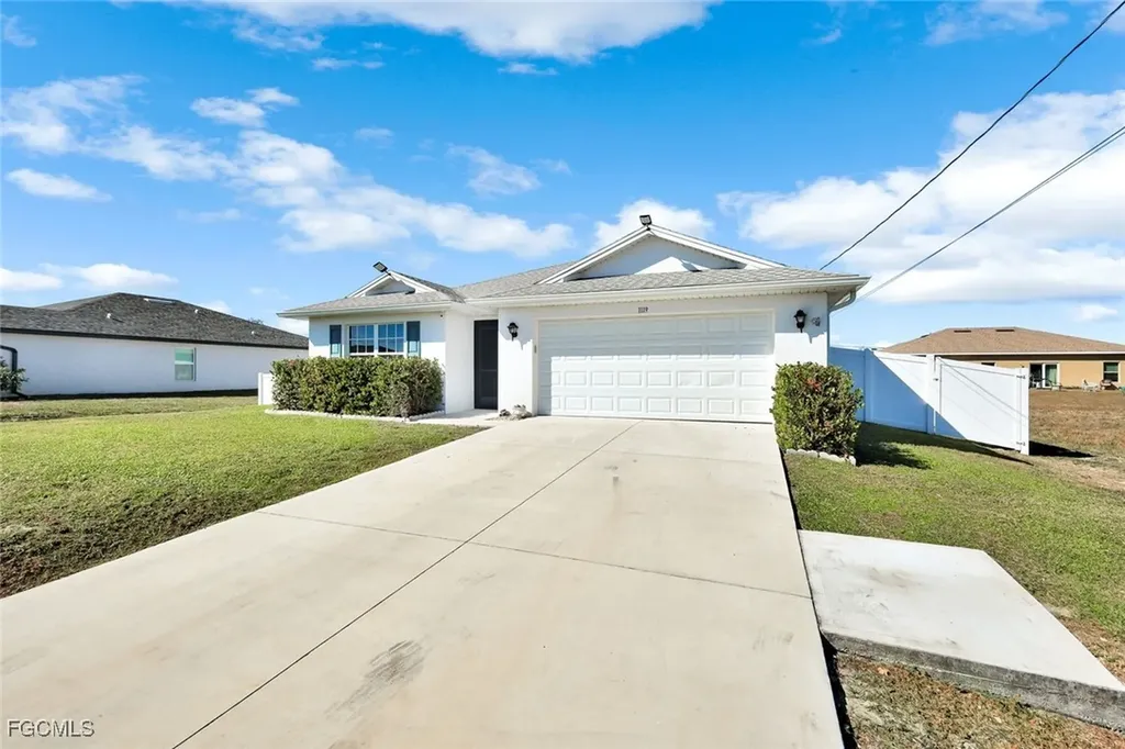 1119 NE 39th Street Cape Coral FL 33909