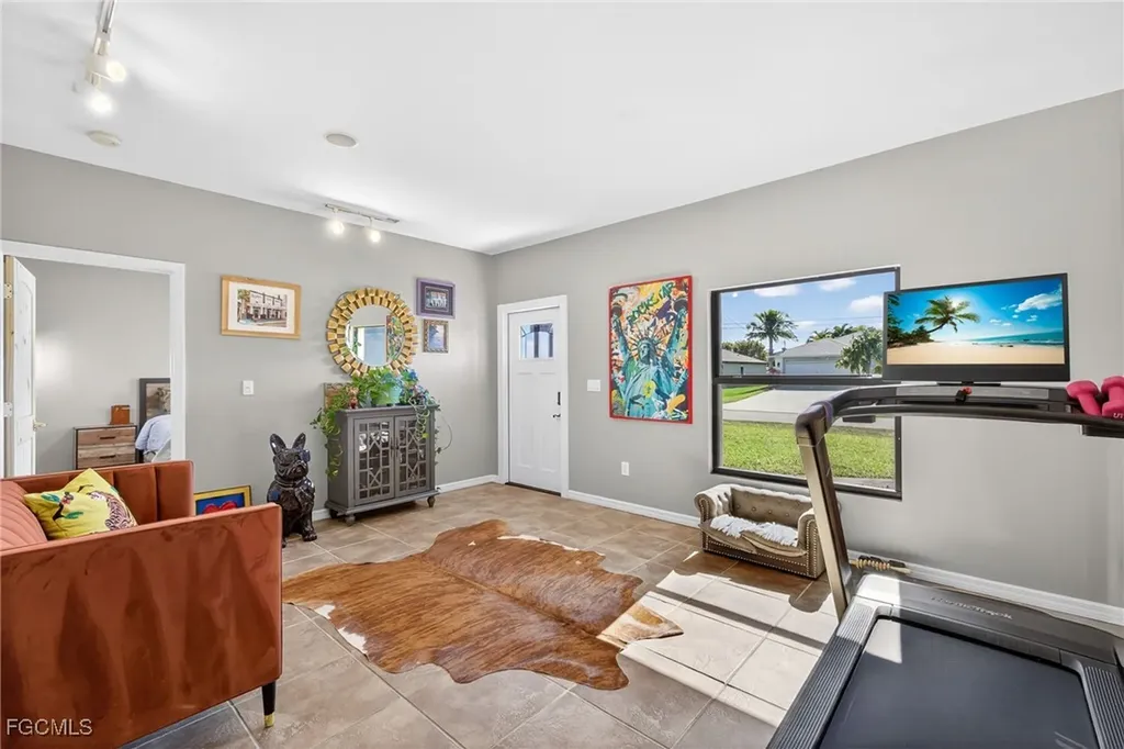 1903 SW 12th Terrace Cape Coral FL 33991