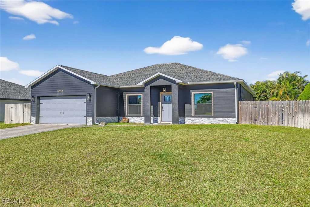 1903 SW 12th Terrace Cape Coral FL 33991