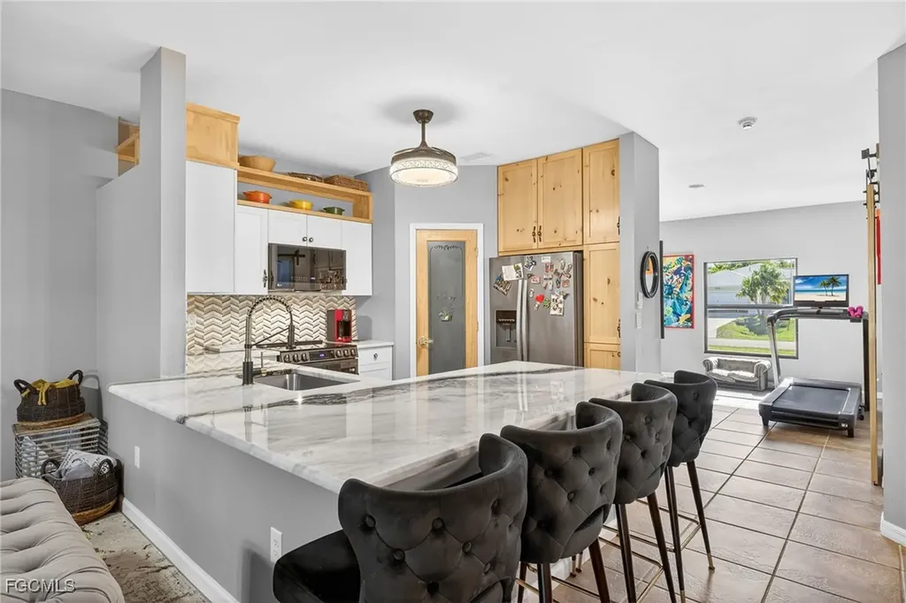 1903 SW 12th Terrace Cape Coral FL 33991