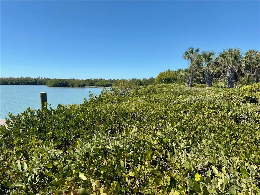 5703 Sanibel Captiva Road Sanibel FL 33957