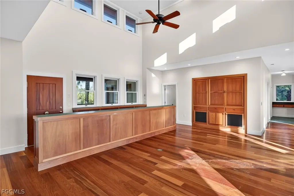 5703 Sanibel Captiva Road Sanibel FL 33957