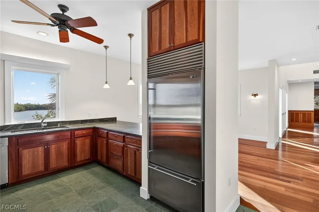 5703 Sanibel Captiva Road Sanibel FL 33957