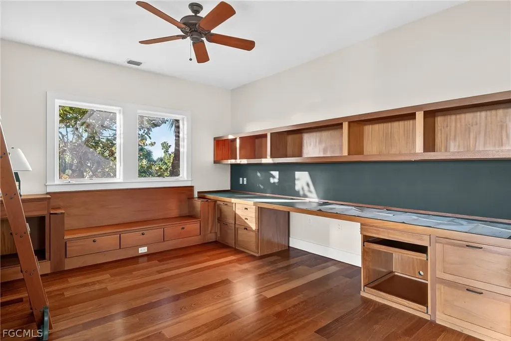 5703 Sanibel Captiva Road Sanibel FL 33957