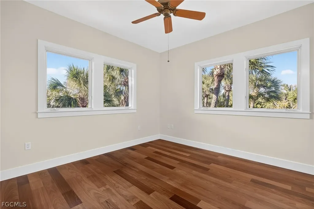 5703 Sanibel Captiva Road Sanibel FL 33957