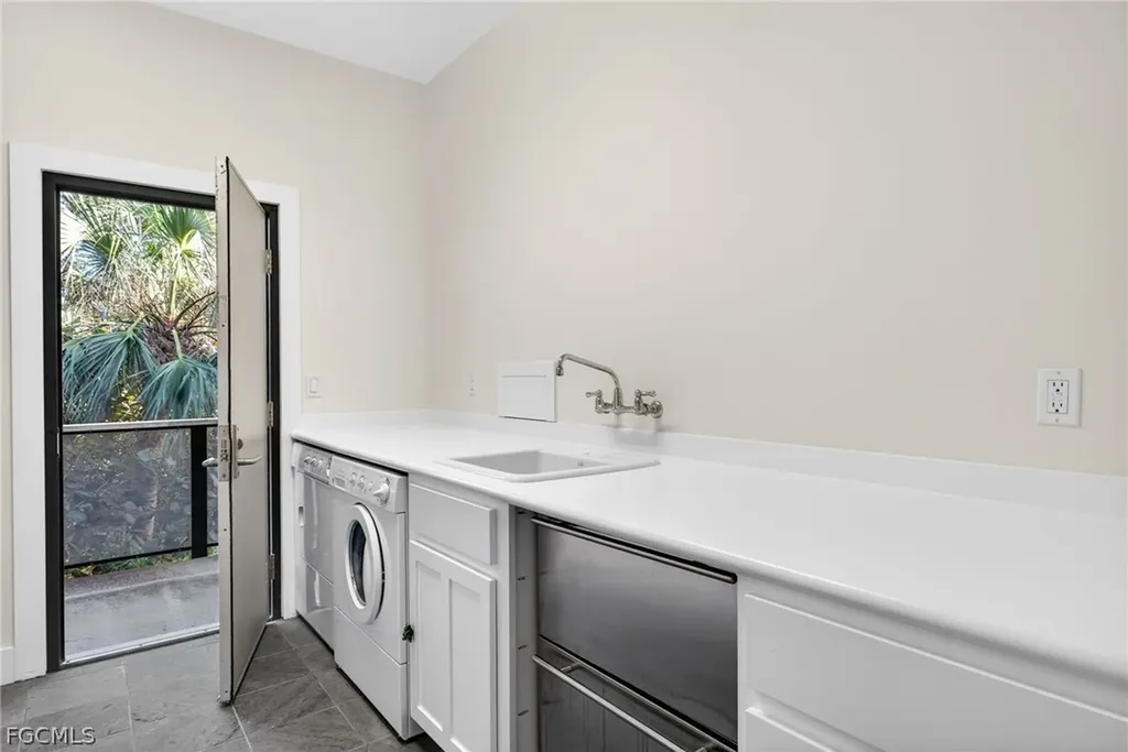 5703 Sanibel Captiva Road Sanibel FL 33957