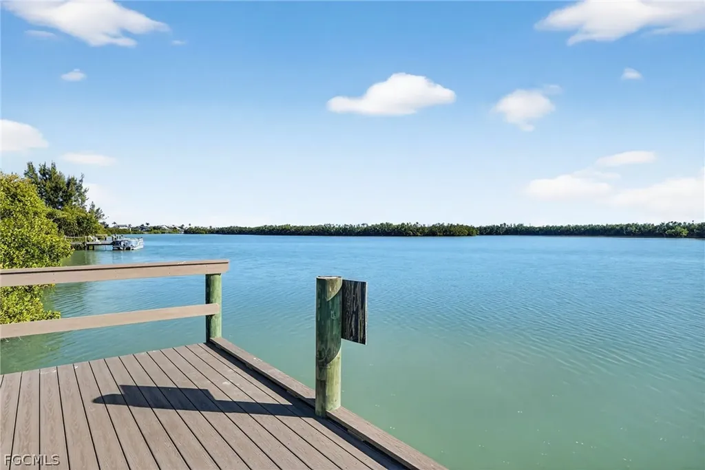 5703 Sanibel Captiva Road Sanibel FL 33957