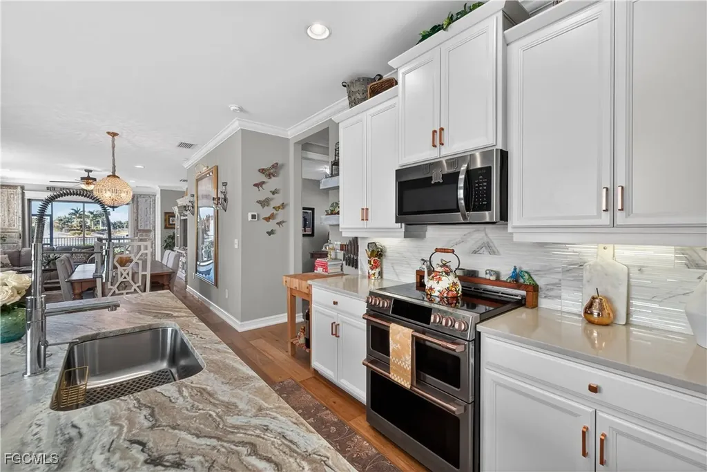 28268 Seasons Tide Avenue Bonita Springs FL 34135