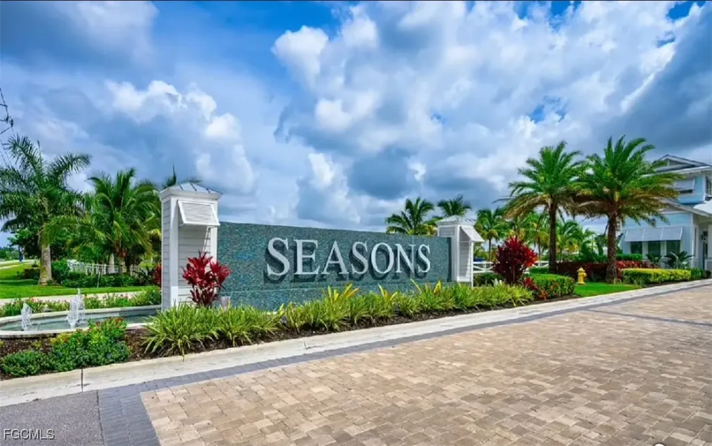 28268 Seasons Tide Avenue Bonita Springs FL 34135