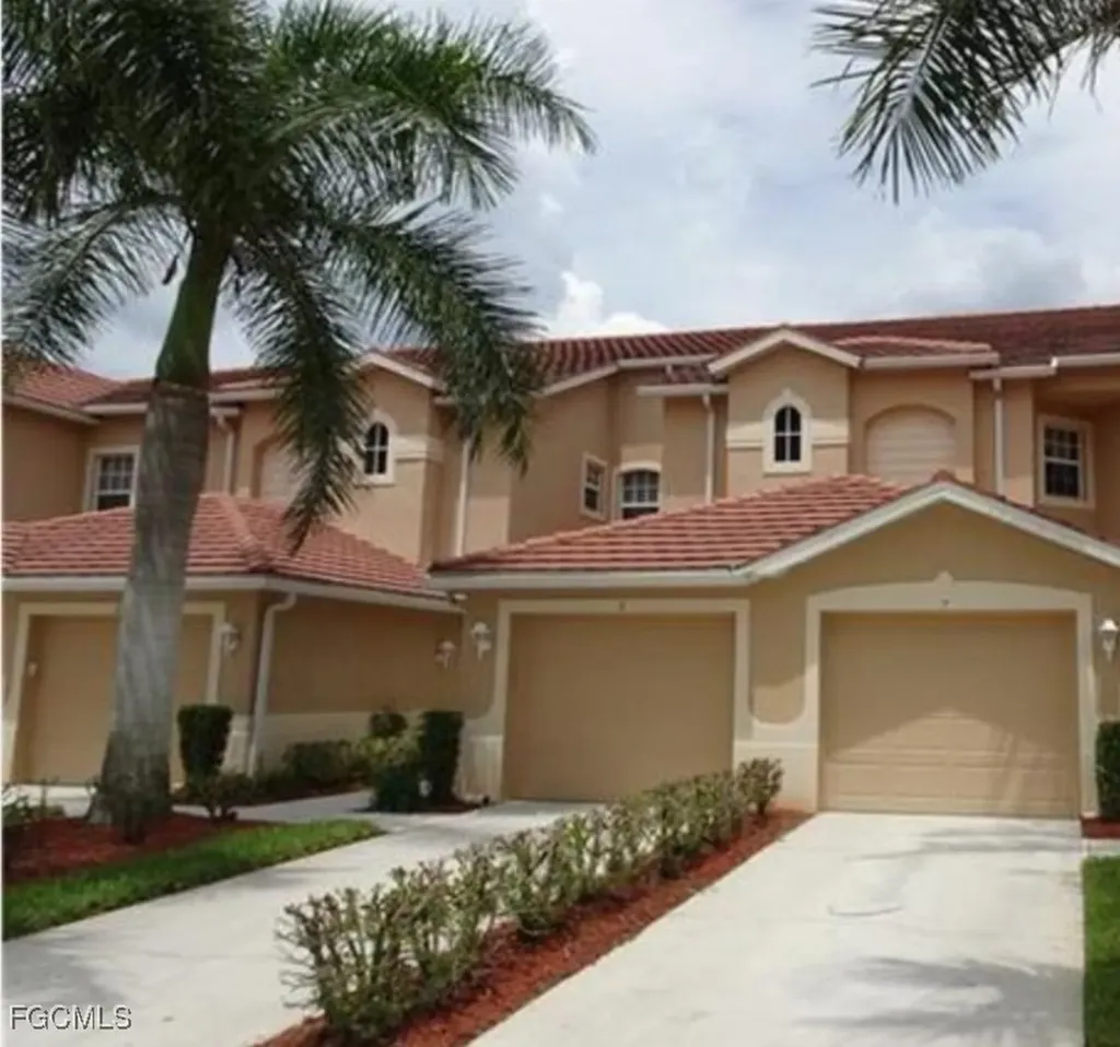 13255 Silver Thorn Loop North Fort Myers FL 33903