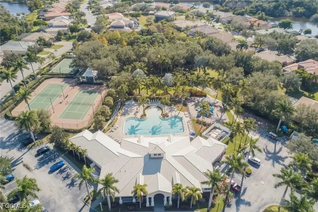 13255 Silver Thorn Loop North Fort Myers FL 33903