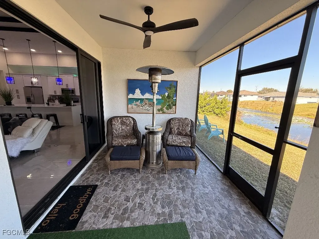907 NE 13th Place Cape Coral FL 33909
