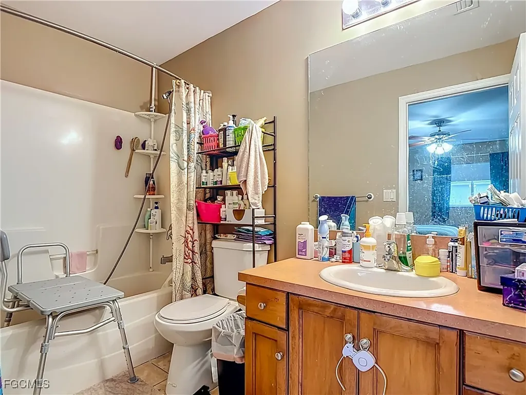 5339-5341 Benton Street Lehigh Acres FL 33971