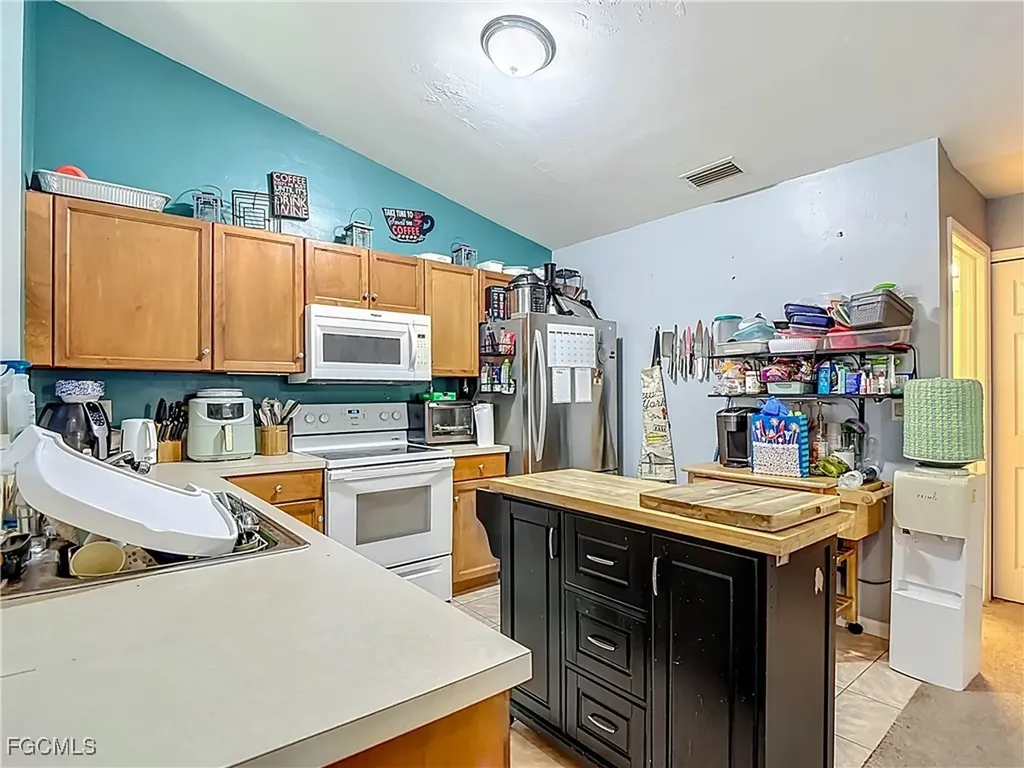 5339-5341 Benton Street Lehigh Acres FL 33971