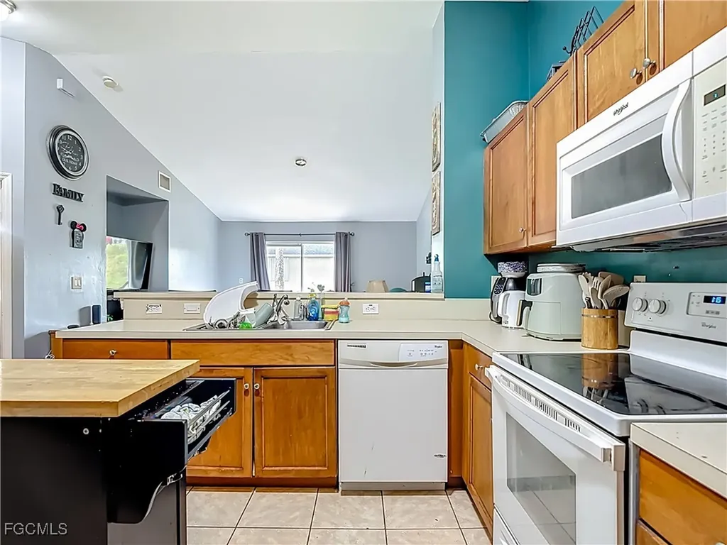 5339-5341 Benton Street Lehigh Acres FL 33971