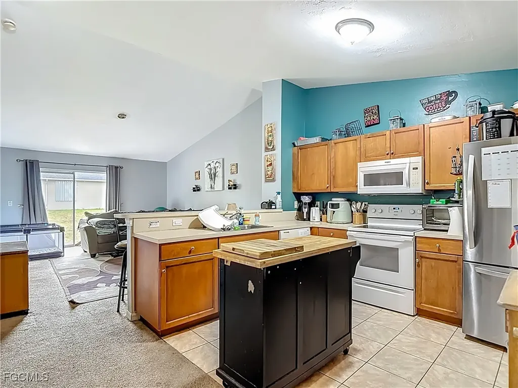 5339-5341 Benton Street Lehigh Acres FL 33971