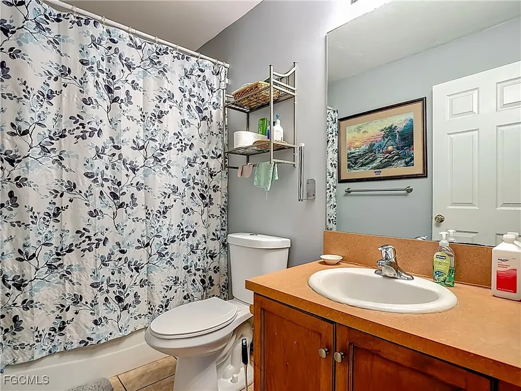 5339-5341 Benton Street Lehigh Acres FL 33971