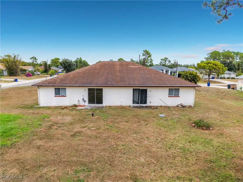 5339-5341 Benton Street Lehigh Acres FL 33971