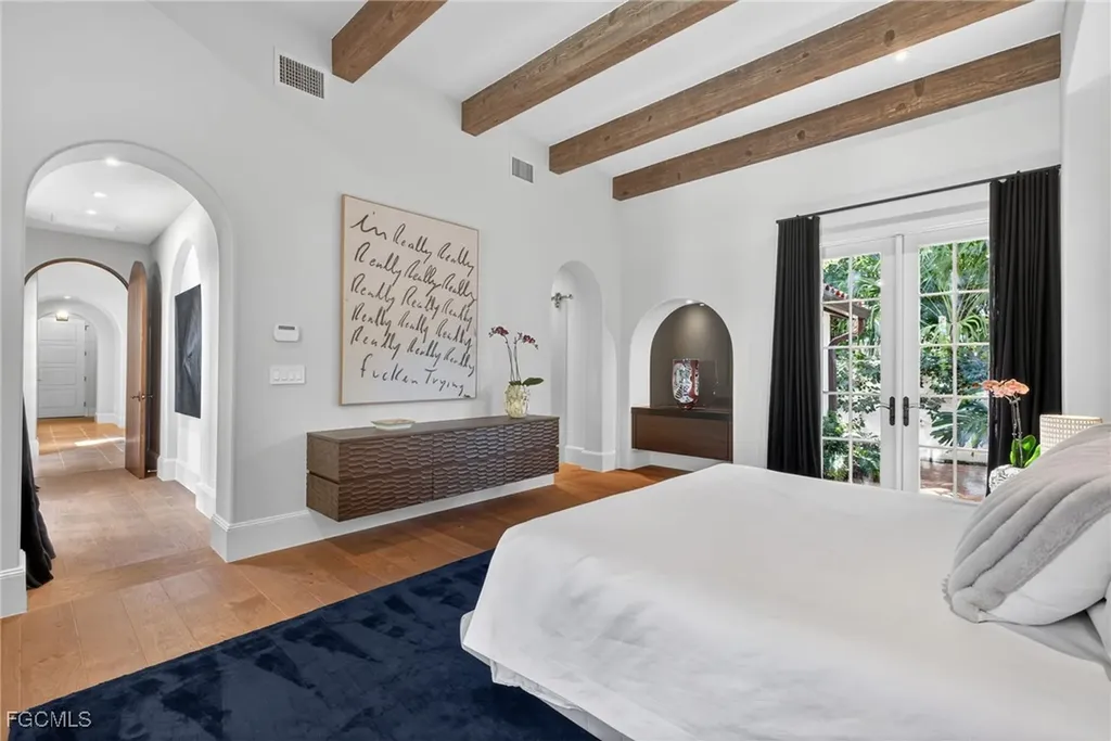 16469 Celebrita Court Naples FL 34110